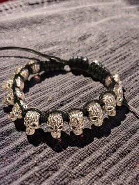 Skulls silver and black Bracelet~ adjustable